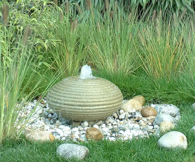 Brunnenstein UFO Ø 45 cm